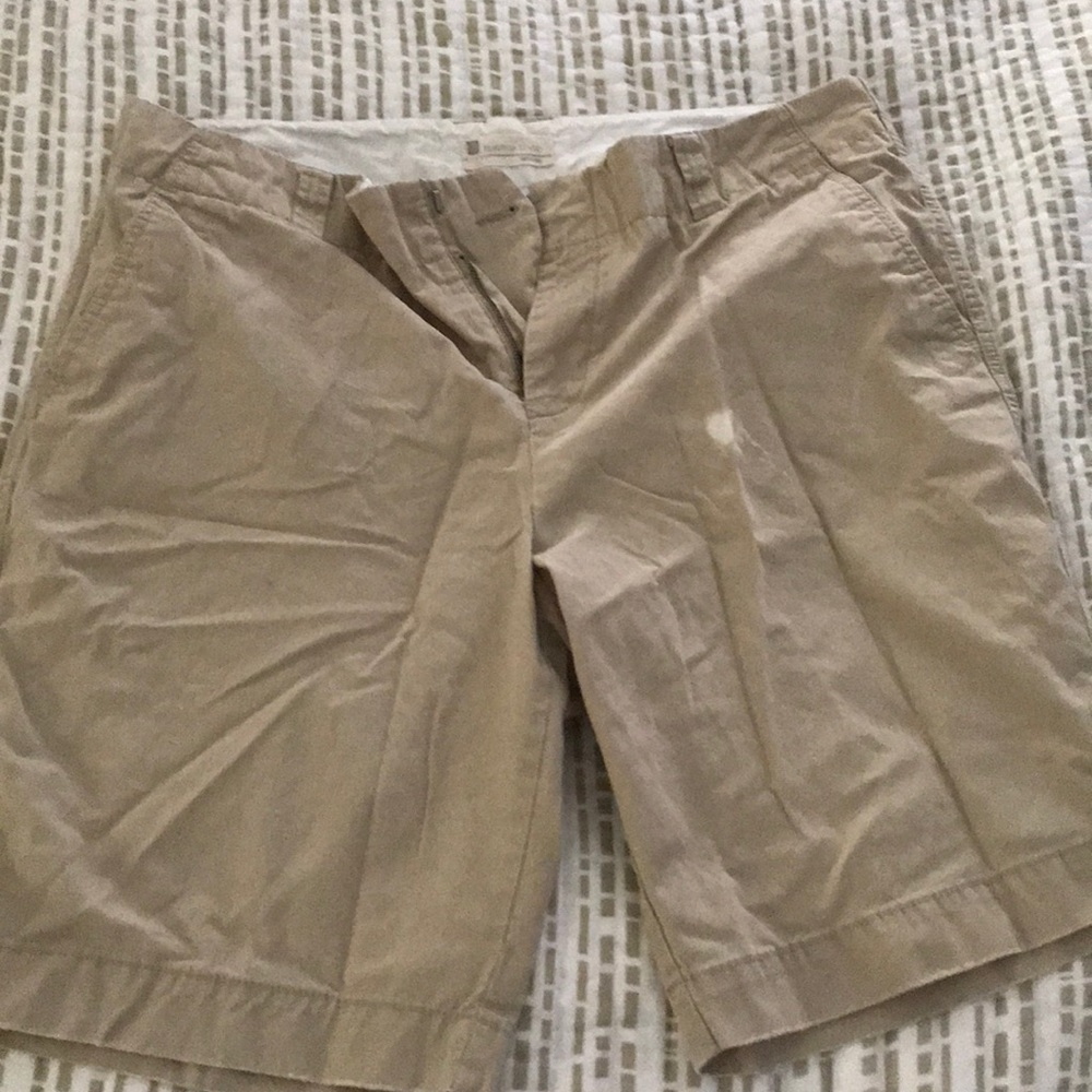 Gap chino Bermuda shorts